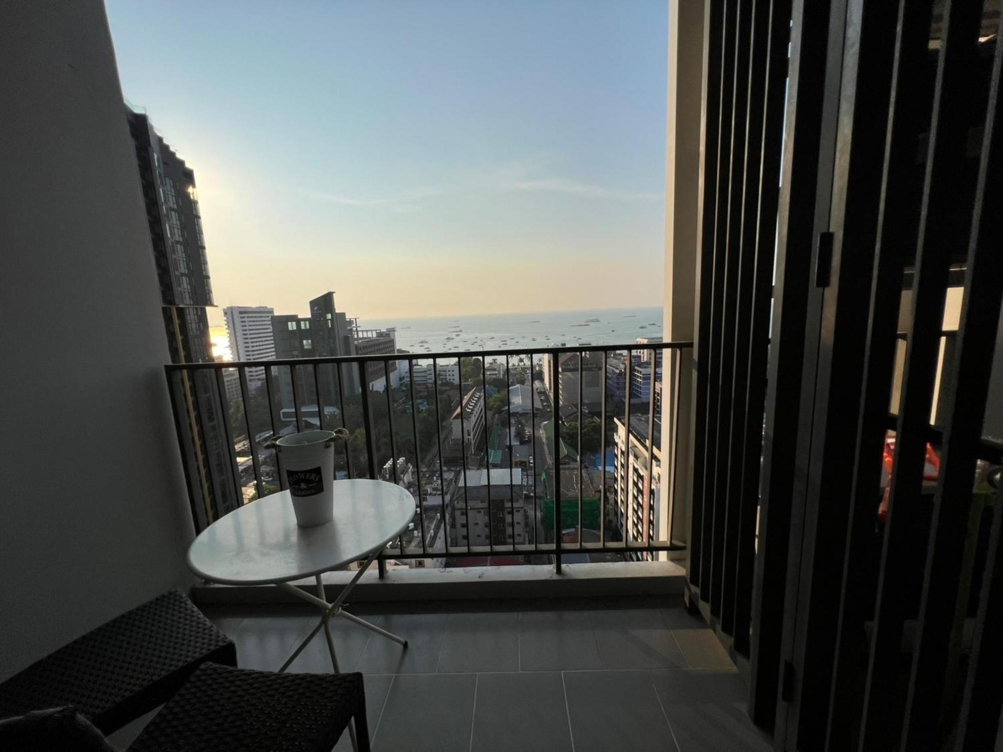 The Base Central Pattaya By Mickey מראה חיצוני תמונה